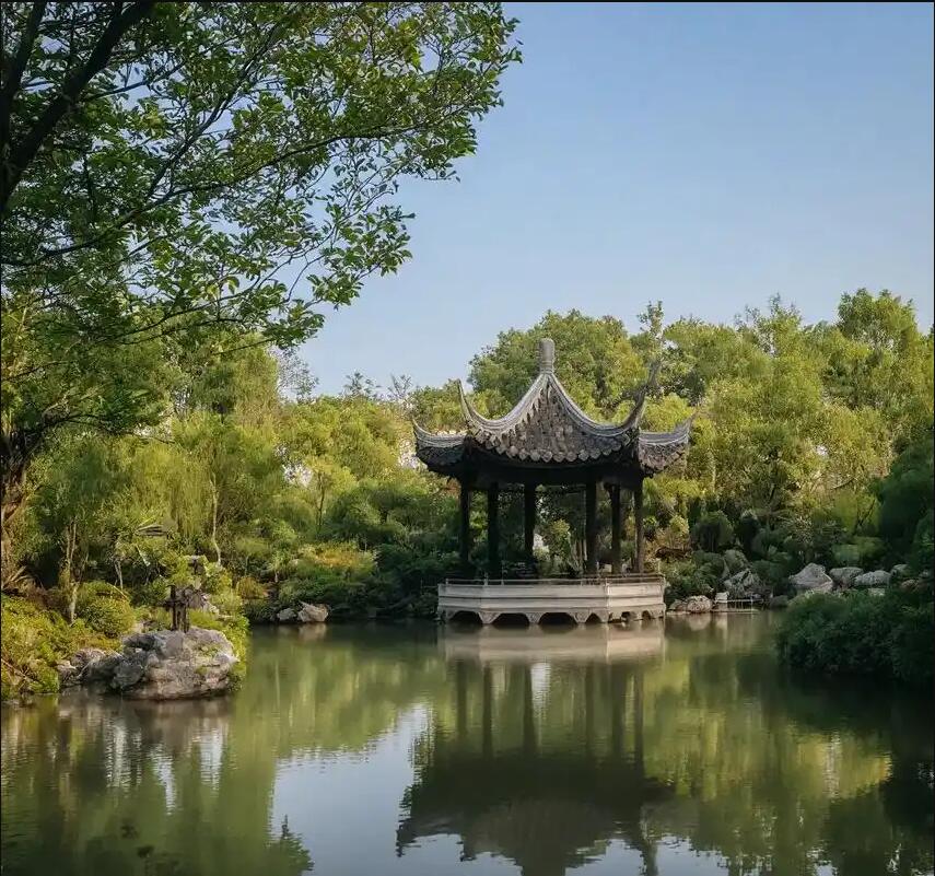 上海普陀残缺餐饮有限公司